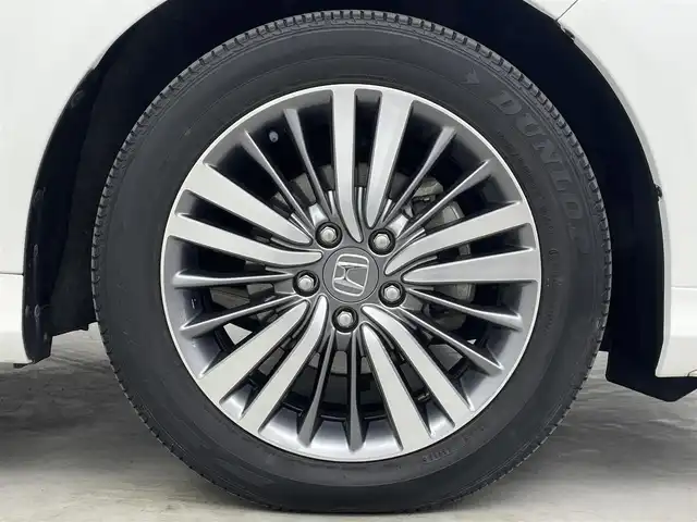 ホンダ オデッセイ G エアロ ホンダセンシング 埼玉県 2018(平30)年 1.7万km プラチナホワイトパール 純正９型ナビ　両側電動　Ｂカメラ　ＥＴＣ　フルセグＴＶ　アダプティブクルーズコントロール　レーンキープ　ＬＥＤヘッドライト　純正フロアマット　スマートキー　ＨＤＭＩ　Ｂｌｕｅｔｏｏｔｈ