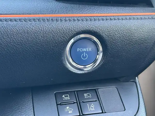 トヨタ シエンタ ハイブリッド ファンベースG 栃木県 2020(令2)年 5.5万km ベージュ トヨタセーフティセンス/・プリクラッシュセーフティ/・レーンディパーチャーアラート/・オートマチックハイビーム/・パーキングサポートブレーキ/・先行車発進お知らせ機能/・クリアランスソナー/純正SDナビ/・フルセグTV/・CD/DVD/BT/・SD/AM.FM/パノラミックビューモニター/ビルトインETC/純正ドライブレコーダー/両側電動スライドドア/クルーズコントロール/ステアリングヒーター/革巻きステアリング/ステアリングスイッチ/D/N席シートヒーター/スマートキー×２/プッシュスタート/LEDヘッドライト/フォグランプ/オートライト/純正フロアマット/純正ドアバイザー/横滑り防止システム/電動格納ウィンカーミラー