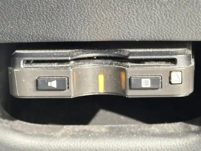 ダイハツ キャスト アクティバ X リミテッド SAⅢ 愛知県 2018(平30)年 7.5万km パールホワイトⅢ 純正ナビ　/(FM/AM/SD/フルセグTV//衝突軽減ブレーキ/シートヒーター　/ビルトインＥＴＣ　/バックカメラ　/オートマチックハイビーム　/アイドリングストップ　/ドライブレコーダー　/盗難防止　/プッシュスタート/　　-スマートキー　/横滑り防止　/純正フロアマット/アクセサリーソケット