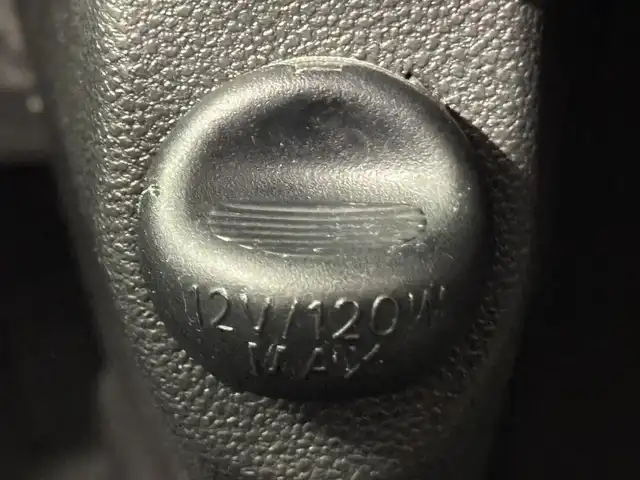 ダイハツ キャスト アクティバ X リミテッド SAⅢ 愛知県 2018(平30)年 7.5万km パールホワイトⅢ 純正ナビ　/(FM/AM/SD/フルセグTV//衝突軽減ブレーキ/シートヒーター　/ビルトインＥＴＣ　/バックカメラ　/オートマチックハイビーム　/アイドリングストップ　/ドライブレコーダー　/盗難防止　/プッシュスタート/　　-スマートキー　/横滑り防止　/純正フロアマット/アクセサリーソケット