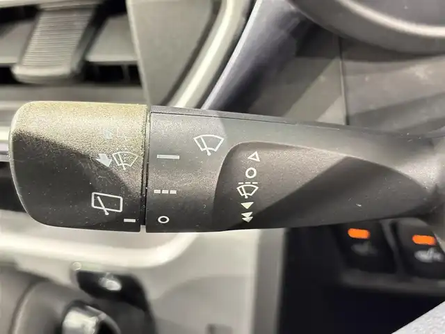 ダイハツ キャスト アクティバ X リミテッド SAⅢ 愛知県 2018(平30)年 7.5万km パールホワイトⅢ 純正ナビ　/(FM/AM/SD/フルセグTV//衝突軽減ブレーキ/シートヒーター　/ビルトインＥＴＣ　/バックカメラ　/オートマチックハイビーム　/アイドリングストップ　/ドライブレコーダー　/盗難防止　/プッシュスタート/　　-スマートキー　/横滑り防止　/純正フロアマット/アクセサリーソケット