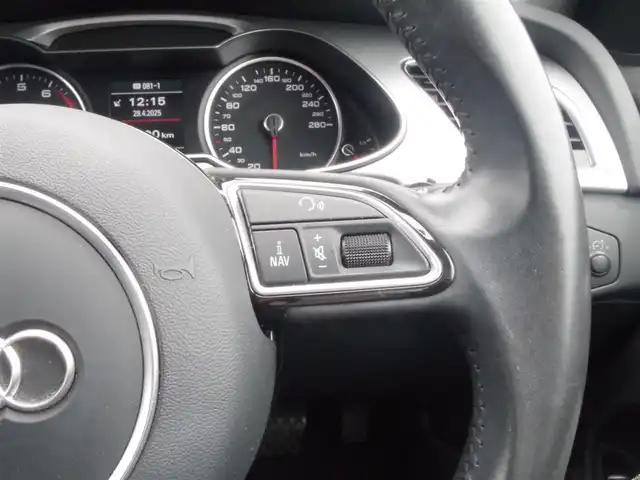 アウディ Ａ４ アバント 2．0 TFSIクワトロ 岩手県 2016(平28)年 5.1万km グレイシアホワイトメタリック アダプティブクルーズ/Audiブレーキプレワーニング/サイドアシスト /レーンアシスト/純正MMIナビ/フルセグTV/バックカメラ/パーキングエイド/アドバンストキー /ETC/黒革シート/パワーシート/シートヒーター/パワーテールゲート/キセノンライト