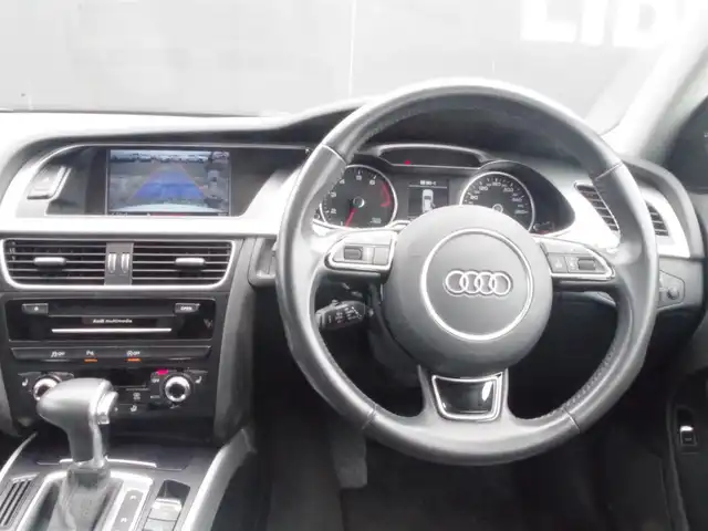 アウディ Ａ４ アバント 2．0 TFSIクワトロ 岩手県 2016(平28)年 5.1万km グレイシアホワイトメタリック アダプティブクルーズ/Audiブレーキプレワーニング/サイドアシスト /レーンアシスト/純正MMIナビ/フルセグTV/バックカメラ/パーキングエイド/アドバンストキー /ETC/黒革シート/パワーシート/シートヒーター/パワーテールゲート/キセノンライト