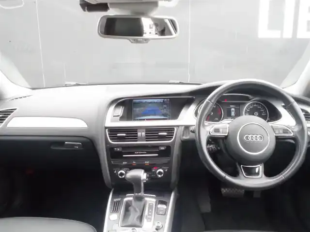 アウディ Ａ４ アバント 2．0 TFSIクワトロ 岩手県 2016(平28)年 5.1万km グレイシアホワイトメタリック アダプティブクルーズ/Audiブレーキプレワーニング/サイドアシスト /レーンアシスト/純正MMIナビ/フルセグTV/バックカメラ/パーキングエイド/アドバンストキー /ETC/黒革シート/パワーシート/シートヒーター/パワーテールゲート/キセノンライト