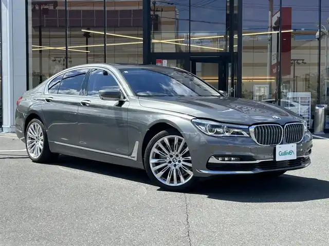 ＢＭＷ ７４０ｉ エクセレンス 宮城県 2017(平29)年 1.9万km グレー 登録時走行距離19778km/サンルーフ/harman/kardonサウンドシステム/純正ナビ/・CD/DVD/BT/フルセグTV/全方位カメラ/電動トランク/レーダークルーズコントロール/LEDオートライト/アンビエントライト/レザーシート/パワーシート/シートヒーター/エアシート/純正20インチAW/パドルシフト/ステアリングスイッチ/プッシュスタート/ETC/禁煙車
