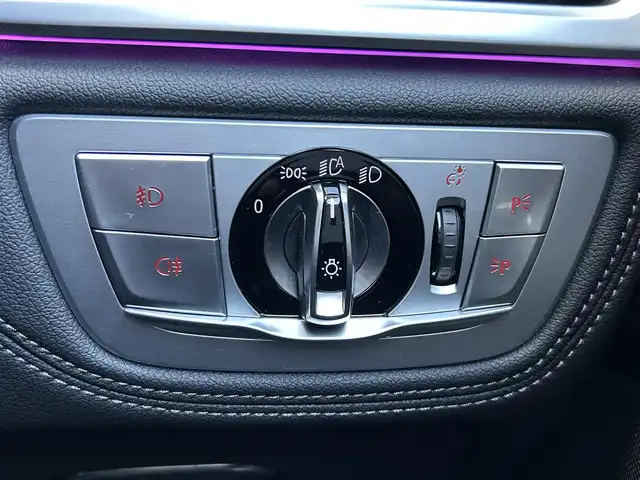 ＢＭＷ ７４０ｉ エクセレンス 宮城県 2017(平29)年 1.9万km グレー 登録時走行距離19778km/サンルーフ/harman/kardonサウンドシステム/純正ナビ/・CD/DVD/BT/フルセグTV/全方位カメラ/電動トランク/レーダークルーズコントロール/LEDオートライト/アンビエントライト/レザーシート/パワーシート/シートヒーター/エアシート/純正20インチAW/パドルシフト/ステアリングスイッチ/プッシュスタート/ETC/禁煙車