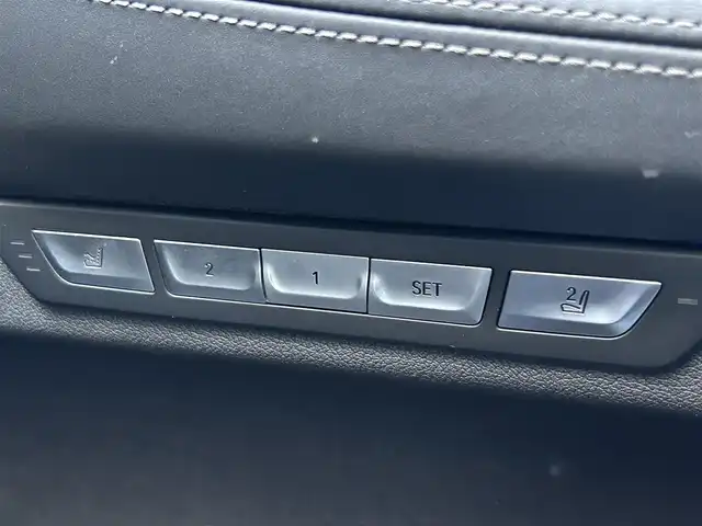 ＢＭＷ ７４０ｉ エクセレンス 宮城県 2017(平29)年 1.9万km グレー 登録時走行距離19778km/サンルーフ/harman/kardonサウンドシステム/純正ナビ/・CD/DVD/BT/フルセグTV/全方位カメラ/電動トランク/レーダークルーズコントロール/LEDオートライト/アンビエントライト/レザーシート/パワーシート/シートヒーター/エアシート/純正20インチAW/パドルシフト/ステアリングスイッチ/プッシュスタート/ETC/禁煙車