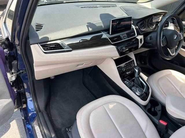 ＢＭＷ ２１８ｄ グランツアラー ラグジュアリー 埼玉県 2017(平29)年 4.8万km メディテラニアンブルー ベージュ革/シートヒーター/純正ナビゲーション/(Bluetooth/USB)/バックカメラ/オートテールゲート/スマートキー/HIDヘッドライト