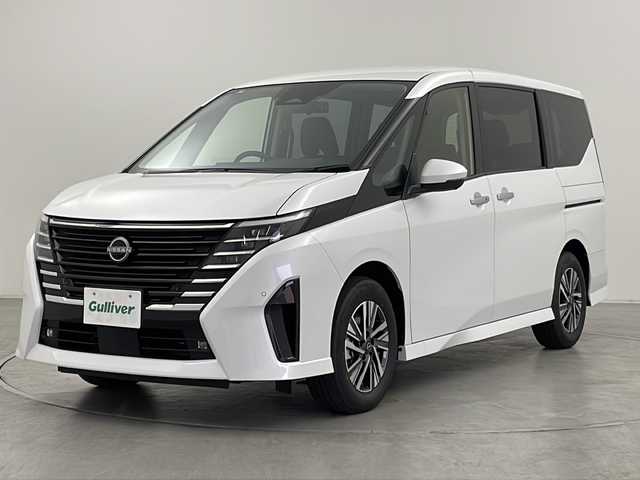 日産 セレナ e－パワー ハイウェイスター V 群馬県 2025(令7)年 0.1万km未満 プリズムホワイト 登録済未使用車　12.3型ナビ　全周囲カメラ　デジタルインナーミラー　ワイヤレス充電器　ビルトインETC2.0 衝突被害軽減ブレーキ　プロパイロット　アダプティブLEDヘッドライト　ドラレコ　禁煙車