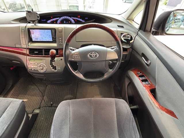 トヨタ エスティマ アエラス Gエディション 埼玉県 2011(平23)年 9.6万km グレーメタリック フリップダウンモニター/SDナビ/　　CD/DVD/BT/AUX/バックカメラ/両側パワースライドドア/クルーズコントロール/HIDオートライト/純正17インチアルミホイール/ステアリングスイッチ/アイドリングストップ/スマートキー2本/ビルトインETC/禁煙車