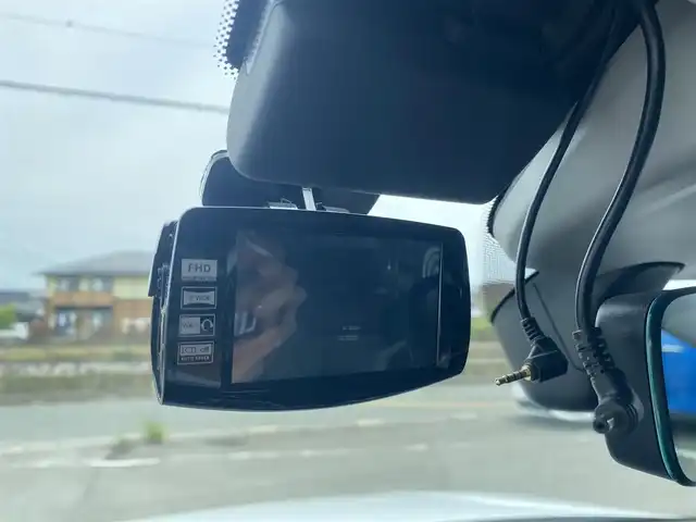 アウディ Ｑ２ 30TFSIスポーツ 福岡県 2019(平31)年 3万km グレイシアホワイトメタリック ・アダプティブクルーズコントロール/・純正メモリーナビ/USB/Bluetooth/AUX/CD/・バックカメラ/・シートヒーター/・社外ドライブレコーダー/・フルセグ/・ETC/・純正17AW/・プッシュスタート/・パーキングアシスト/・アイドリングストップ/・スマートキー/・レーンキープアシスト/・オートライト/・LEDライト