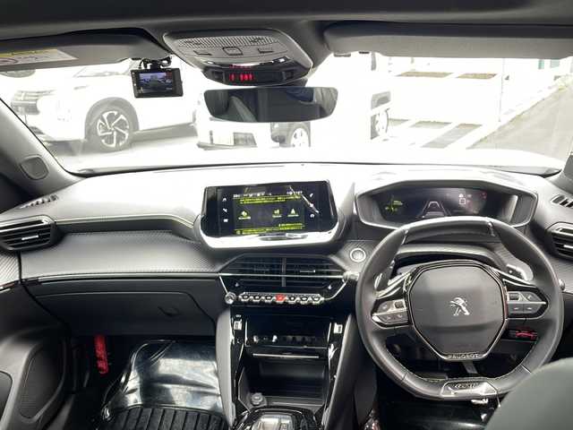 プジョー ２００８ GTパック ブルー HDi 宮崎県 2022(令4)年 2.9万km 白Ⅱ 純正オーディオ/BT/USB/AMFM/ETC/バックカメラ/サンルーフ/ブラックレザーシート/シートヒーター/D席パワーシート/パドルシフト/ドライブレコーダー/追従クルーズコントロール