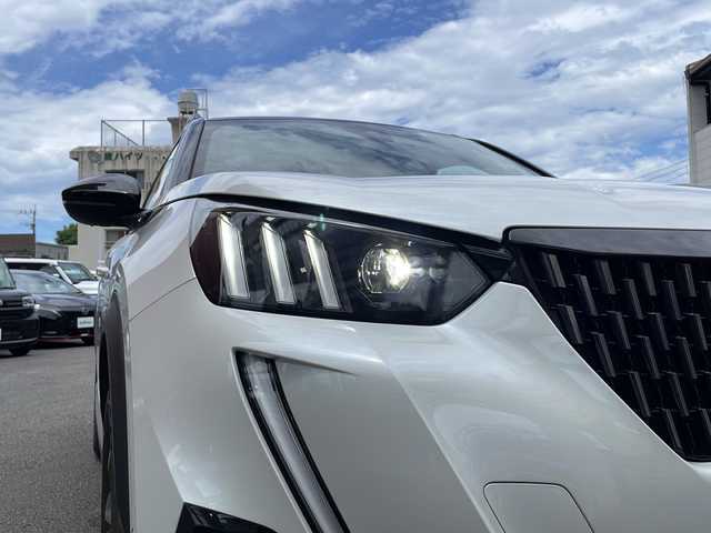 プジョー ２００８ GTパック ブルー HDi 宮崎県 2022(令4)年 2.9万km 白Ⅱ 純正オーディオ/BT/USB/AMFM/ETC/バックカメラ/サンルーフ/ブラックレザーシート/シートヒーター/D席パワーシート/パドルシフト/ドライブレコーダー/追従クルーズコントロール