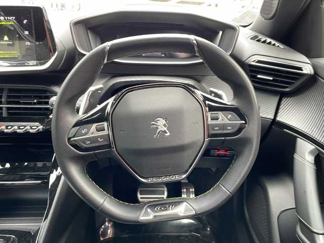 プジョー ２００８ GTパック ブルー HDi 宮崎県 2022(令4)年 2.9万km 白Ⅱ 純正オーディオ/BT/USB/AMFM/ETC/バックカメラ/サンルーフ/ブラックレザーシート/シートヒーター/D席パワーシート/パドルシフト/ドライブレコーダー/追従クルーズコントロール