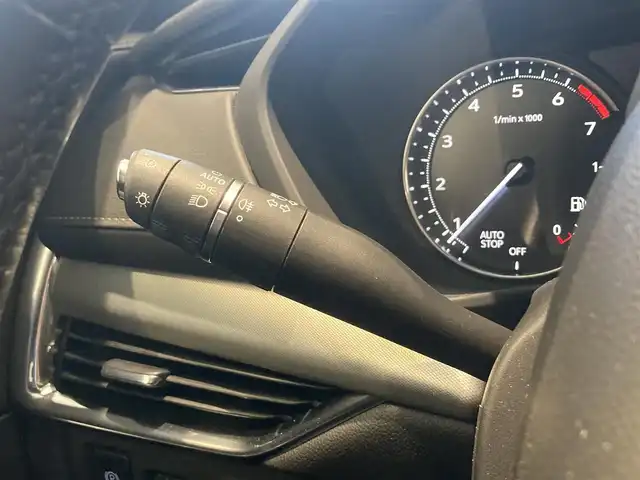 キャデラック ＸＴ４ プレミアム 熊本県 2021(令3)年 3.5万km 黒 ・スマートキー/・プッシュスタート/・前面衝突警告ブレーキ/・レーンキープアシスト/・リアクロストラフィックアラート/・リア歩行書検知/・パーキングセンサー/・オートハイビーム/・クルーズコントロール(追従式)/・黒革シート/・前席パワーシート/・全席シートヒーター /・純正ディスプレイオーディオ/　【Bluetooth・USB・AppleCarPlay・AndroidAuto】/・全方位カメラ/・ETC/・ドライブレコーダー(全方位録画)/・デジタルインナーミラー/・パワーバックドア/・LEDヘッドランプ/・純正マット/・保証書/取説