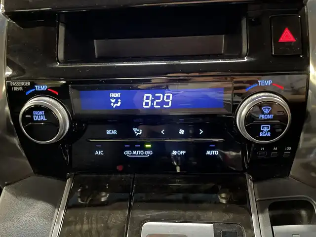トヨタ ヴェルファイア Z Aエディション 道央・札幌 2016(平28)年 12.9万km ブラック 4WD/寒冷地仕様/社外ナビ/・フルセグTV/CD/DVD/BT/SD/社外フリップダウンモニター/バックカメラ/両側パワースライドドア/純正エンジンスターター/横滑り防止装置/アイドリングストップ/クルーズコントロール/ETC/電動パーキングブレーキ/ブレーキホールド/前後コーナーセンサー/オートライト/LEDヘッドライト/前後フォグライト/プッシュスタート/スマートキー/ウインカーミラー/純正フロアマット/純正ドアバイザー/純正18インチAW/助手席、2列目オットマン/3列シート