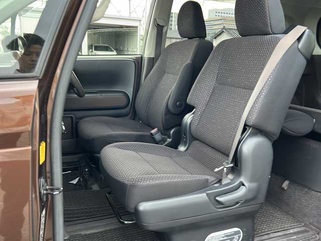 トヨタ ポルテ F 石川県 2015(平27)年 5.8万km ダークブラウンマイカメタリック 社外ナビ（MDV-L401)/地デジ/社外ETC/ドライブレコーダー/パワースライドドア/横滑り防止装置/ハロゲンヘッドライト/USB入力端子/ダブルエアバック/リモコンキー/SDミュージックサーバー