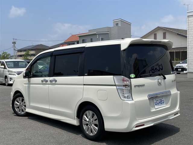 ホンダ ステップワゴン スパーダ Z 佐賀県 2011(平23)年 7.2万km プレミアムホワイトパール (株)IDOMが運営する【じしゃロン佐賀店】の自社ローン専用車両になります。/こちらは現金またはオートローンご利用時の価格です。自社ローンご希望の方は別途その旨お申付け下さい/・８人乗り　/・両側電動スライドドア　/・ＥＴＣ