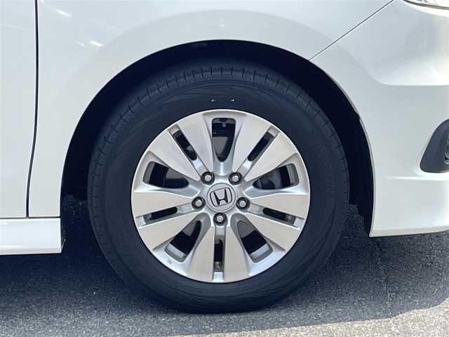 ホンダ ステップワゴン スパーダ Z 佐賀県 2011(平23)年 7.2万km プレミアムホワイトパール (株)IDOMが運営する【じしゃロン佐賀店】の自社ローン専用車両になります。/こちらは現金またはオートローンご利用時の価格です。自社ローンご希望の方は別途その旨お申付け下さい/・８人乗り　/・両側電動スライドドア　/・ＥＴＣ