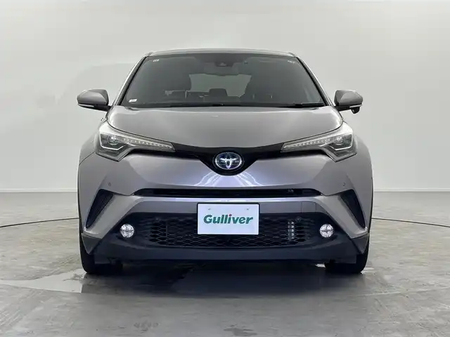 トヨタ Ｃ－ＨＲ G LEDエディション 福井県 2017(平29)年 4.8万km メタルストリームM 純正ナビゲーション/型式：NSZT-Y66T/【AM/FM/CD/Bluetooth/フルセグTV】/バックカメラ/ETC/衝突軽減ブレーキ/クルーズコントロール（追従有）/車線逸脱警報機能/ハーフレザーシート/シートヒーター（運転席/助手席）/オートライト/LEDヘッドライド/フォグランプ/プッシュスタート/スマートキー/スペアキー/純正フロアマット/ドアバイザー