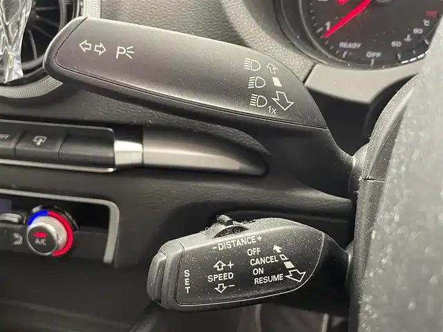 アウディ Ａ３ スポーツバック 1．4 TFSI 滋賀県 2016(平28)年 11.2万km 白 純正ナビ/【Bluetooth.CD.DVD.フルセグTV】/バックカメラ/衝突軽減ブレーキ/レーダークルーズコントロール/クリアランスソナー/電子パーキング/オートライト/HIDヘッドライト/ステアリングスイッチ/ETC/スマートキー/スペアキー