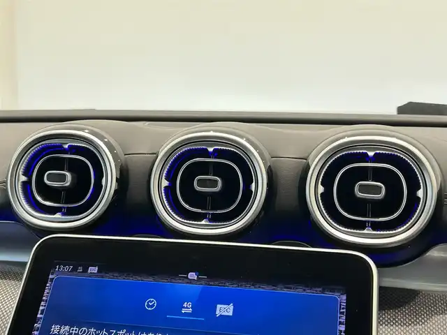メルセデス・ベンツ Ｍ・ベンツ Ｃ２２０ｄ アバンギャルド　AMGライン 福岡県 2022(令4)年 3.3万km パール ベーシックＰＫＧ　/ＡＭＧラインＰＫＧ　/アンビエントライト　/ＡＣＣ　/ＢＳＭ　/ＨＵＤ　/純正ナビ／ＴＶ　/３６０°カメラシステム　/Ｂｌｕｅｔｏｏｔｈ　/パドルシフト　/前後ドラレコ　/純正１８インチＡＷ