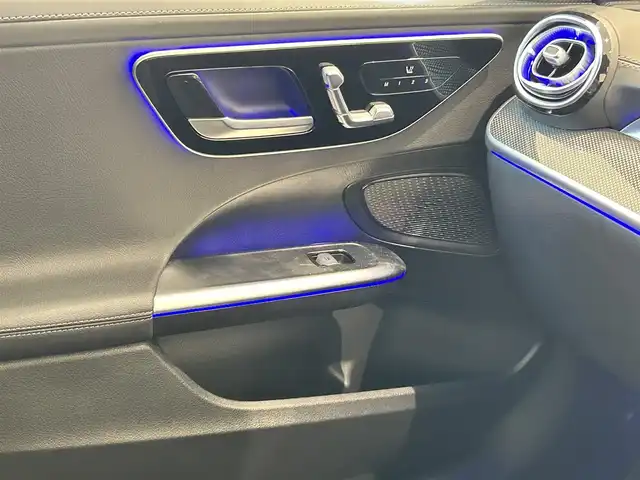 メルセデス・ベンツ Ｍ・ベンツ Ｃ２２０ｄ アバンギャルド　AMGライン 福岡県 2022(令4)年 3.3万km パール ベーシックＰＫＧ　/ＡＭＧラインＰＫＧ　/アンビエントライト　/ＡＣＣ　/ＢＳＭ　/ＨＵＤ　/純正ナビ／ＴＶ　/３６０°カメラシステム　/Ｂｌｕｅｔｏｏｔｈ　/パドルシフト　/前後ドラレコ　/純正１８インチＡＷ