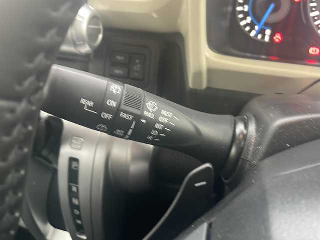 スズキ クロスビー HYBRID MZ 福島県 2020(令2)年 3万km ピュアホワイトP ４WD/ワンオーナー/衝突軽減ブレーキ/純正ナビ/（FM/AM/DVD/Bluetooth）/全方位カメラ/LEDヘッドライト/オートライト/アイドリングストップ/横滑り防止装置/レーンキープアシスト/コーナーセンサー/ETC/純正フロアマット/社外16インチAW/シートヒーター/取扱説明書