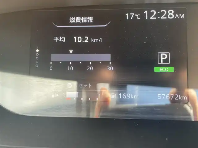 日産 セレナ 道央・札幌 2018(平30)年 5.8万km ダイヤモンドブラック ・4WD/・純正SDナビ/CD・BT/・フルセグＴＶ/・クルーズコントロール/・車外カメラ（バック・フロント・サイド・全方位）/・純正ドライブレコーダー/・パーキングアシスト/・アラウンドビュー/・レーンキープアシスト/・エマージェンシーブレーキ/・社外ＡＷ付き冬タイヤ/・純正エンジンスターター/・両側パワースライドドア/・ウォークスルー/・ＥＴＣ/・LEDヘッドライト/・純正フロアマット/・電動格納ミラー/・ドアバイザー/・プッシュスタート/・スペアキー