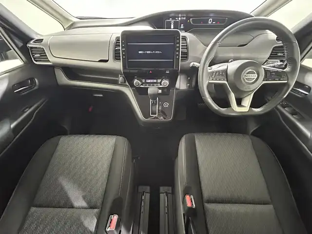 日産 セレナ ハイウェイスター V 佐賀県 2020(令2)年 3.2万km ダイヤモンドブラック 純正9型ナビ/AM/FM/CD/DVD/Bluetooth/フルセグTV/アラウンドビューモニター/クルーズコントロール/両側パワースライドドア/ETC/衝突被害軽減システム/LEDヘッドライト/フォグランプ/後席テーブル（カップホルダー付き）/ロールサンシェード/純正アルミホイール/純正フロアマット/純正ドアバイザー/前後ソナー/純正ドライブレコーダー/ステアリングリモコン