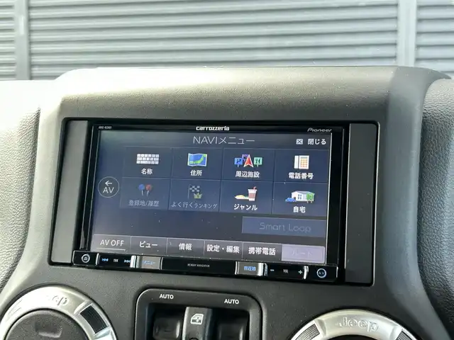 クライスラー・ジープ ジープ ラングラー アンリミテッド サハラ 茨城県 2018(平30)年 6.2万km 白 ワンオ-ナ- /茶革 /シートヒーター /ナビ /TV /B/Sカメラ /LED /ハードトップ背面タイヤカバー /シルバーフューエルキャップ /クルーズコントロール /BT/DVD/CD /ETC /ルーフラック /純正アルミ付きサマータイヤ有り /禁煙車