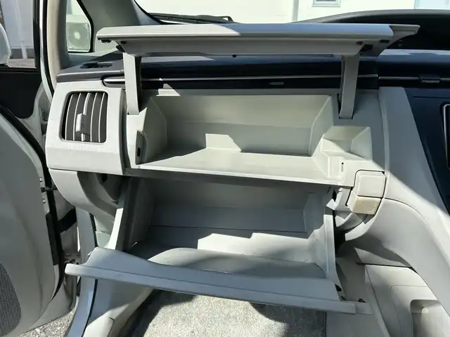 トヨタ プリウス S 三重県 2009(平21)年 17.8万km ホワイトパールクリスタルシャイン 登録時177343km/純正ナビ/(FM/AM/CD/DVD/HDD/ワンセグTV)/ビルトインETC/AUTOライト/フォグランプ/プッシュスタート/PWRMODE/ECOMODE/禁煙車