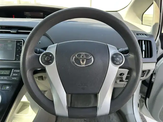 トヨタ プリウス S 三重県 2009(平21)年 17.8万km ホワイトパールクリスタルシャイン 登録時177343km/純正ナビ/(FM/AM/CD/DVD/HDD/ワンセグTV)/ビルトインETC/AUTOライト/フォグランプ/プッシュスタート/PWRMODE/ECOMODE/禁煙車