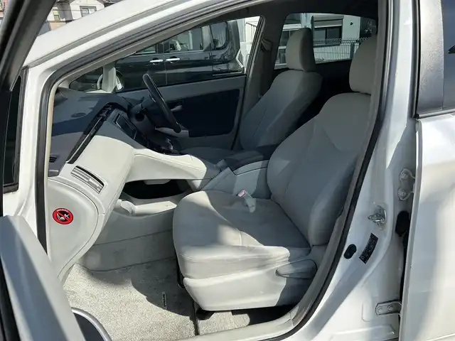 トヨタ プリウス S 三重県 2009(平21)年 17.8万km ホワイトパールクリスタルシャイン 登録時177343km/純正ナビ/(FM/AM/CD/DVD/HDD/ワンセグTV)/ビルトインETC/AUTOライト/フォグランプ/プッシュスタート/PWRMODE/ECOMODE/禁煙車