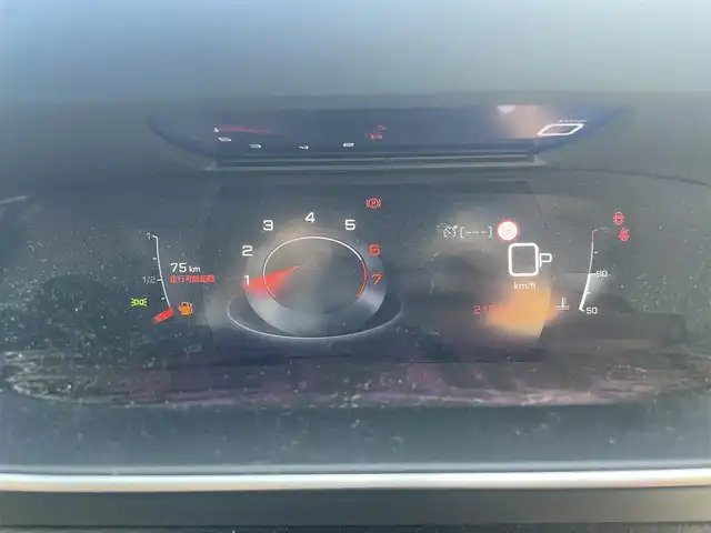 プジョー ２０８ アリュール 栃木県 2022(令4)年 2.2万km パールⅡ 純正DA（AppleCarPlay/AM/FM/USB）/アダプティブクルーズコントロール/置くだけ充電/レーンポジショニングアシスト/サイドカメラ/バックカメラ/社外ドライブレコーダー（前後）/純正16インチアルミ/ETC/スマートキー