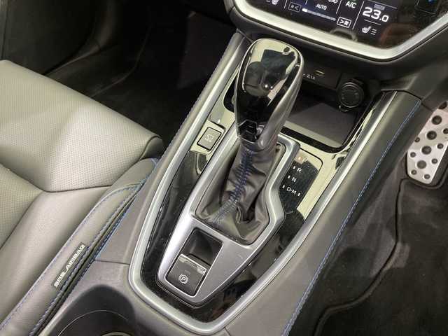 スバル レヴォーグ 1．8GT－H EX 栃木県 2021(令3)年 5.6万km クリスタルブラックシリカ 純正メモリナビ/（フルセグTV/Bluetooth/AUX/USB）/バックカメラ/サイドカメラ/レザーシート/アイサイト/コーナーセンサー/ETC/前方ドライブレコーダー/パワーバックドア/全席シートヒーター/禁煙車/オートライト/LEDヘッドライト/パドルシフト/横滑り防止装置/フォグランプ/スマートキー/プッシュスタート/アイドリングストップ/革巻きステアリング/純正18インチアルミホイール/純正フロアマット/ドアバイザー/トノカバー