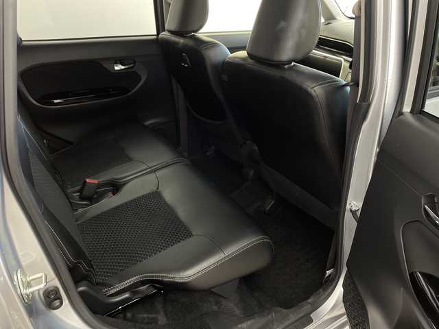 ダイハツ ムーヴ カスタム RS ハイパーLTD SAⅢ 滋賀県 2019(令1)年 6.4万km ブラックマイカメタリック/ブライトシルバーメタリック 2トーン ・純正ナビ/Bluetooth/CD/DVD/TV/SD/・全方位カメラ/・ビルトインETC/・スマートアシストIII/衝突回避支援ブレーキ機能/衝突警報機能/誤発進抑制制御機能（前方・後方）/オートハイビーム/先行車発進お知らせ機能/車線はみ出し警報/・ハーフレザーシート/・シートヒーター/・ドライブレコーダー/・ＬＥＤヘッドライト/・純正15インチアルミホイール/・純正フロアマット/・スマートキー