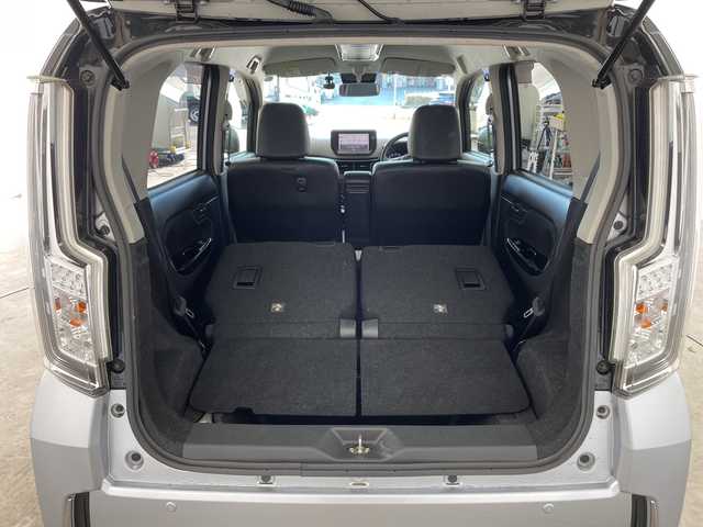 ダイハツ ムーヴ カスタム RS ハイパーLTD SAⅢ 滋賀県 2019(令1)年 6.4万km ブラックマイカメタリック/ブライトシルバーメタリック 2トーン ・純正ナビ/Bluetooth/CD/DVD/TV/SD/・全方位カメラ/・ビルトインETC/・スマートアシストIII/衝突回避支援ブレーキ機能/衝突警報機能/誤発進抑制制御機能（前方・後方）/オートハイビーム/先行車発進お知らせ機能/車線はみ出し警報/・ハーフレザーシート/・シートヒーター/・ドライブレコーダー/・ＬＥＤヘッドライト/・純正15インチアルミホイール/・純正フロアマット/・スマートキー