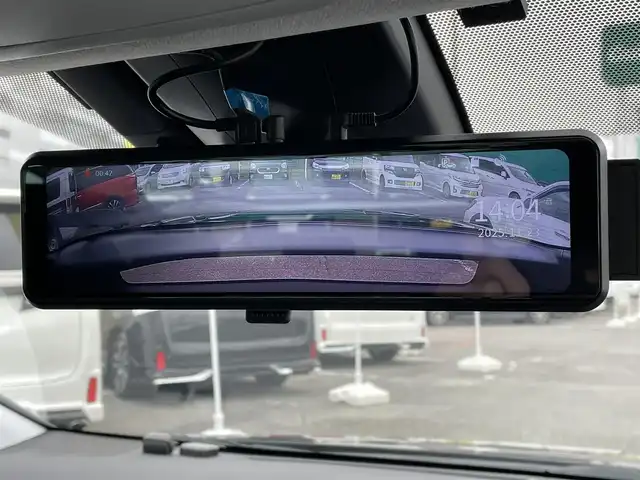 トヨタ プリウス S 千葉県 2020(令2)年 3.9万km アティチュードブラックマイカ TRDエアロ(F/S/R)/RAYS18インチアルミホイール/純正9インチSDナビ【NSZT-Y68T】/・CD/DVD/MSV/Bluetooth/フルセグ/バックカメラ/トヨタセーフティーセンス/・プリクラッシュセーフティー/・レーンキープアシスト/・パーキングサポートブレーキ/・レーダークルーズコントロール/・オートマチックハイビーム/社外デジタルインナーミラー型ドラレコ/スマートキー/前後コーナーセンサー/純正LEDヘッドライト/フォグランプ/ビルトインETC2.0/本革巻きステアリング/サイド＆カーテンエアバッグ/新車時保証書＆取扱説明書