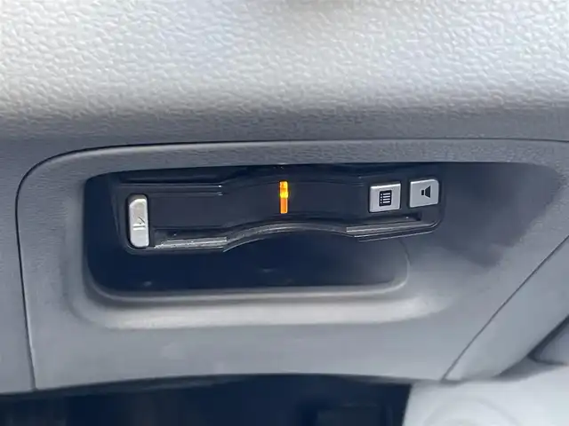 ホンダ ＣＲ－Ｚ α 群馬県 2010(平22)年 8.4万km プレミアムホワイトパール 6速MT/カロッツェリアナビ/CD・DVD・SD/Bluetooth・フルセグ/ETC/クルーズコントロール/横滑り防止装置/アイドリングストップ/純正アルミホイール/純正フロアマット/スマートキー×2