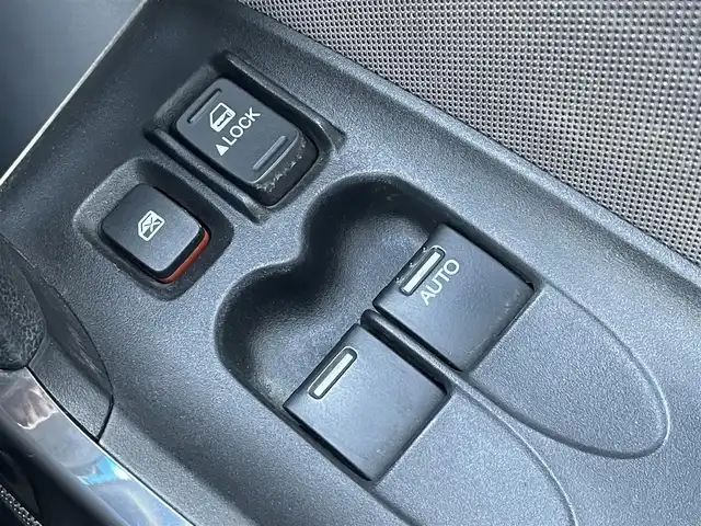 ホンダ ＣＲ－Ｚ α 群馬県 2010(平22)年 8.4万km プレミアムホワイトパール 6速MT/カロッツェリアナビ/CD・DVD・SD/Bluetooth・フルセグ/ETC/クルーズコントロール/横滑り防止装置/アイドリングストップ/純正アルミホイール/純正フロアマット/スマートキー×2