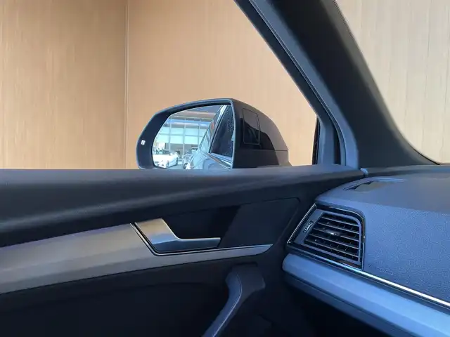 アウディ アウディ Ｑ５ 40TDIクワトロ Sライン 愛知県 2022(令4)年 1.5万km デイトナグレーパールエフェクト Sラインプラスパッケージ/全席シートヒーター/ブラックスタイリングパッケージ/マトリクスLEDヘッドライト/純正ナビ 360°カメラ/カープレイ/ACC/アウディプレセンス/パワーバックドア/アドバンストキー/純正19インチAW/ETC2.0