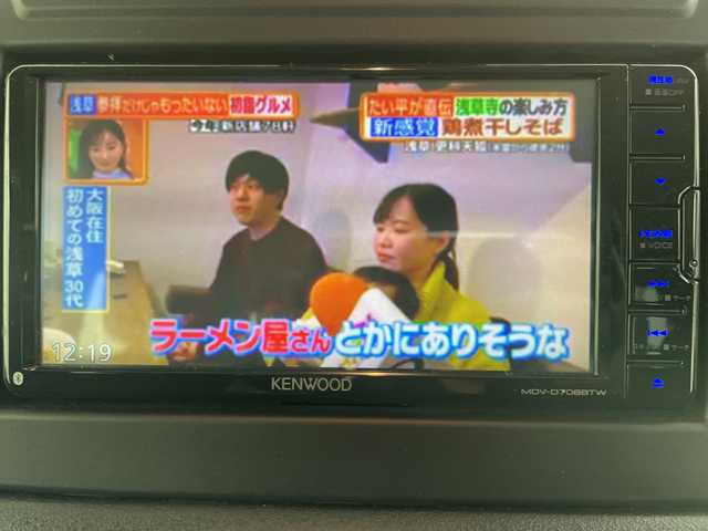 スズキ ジムニー XC 道央・札幌 2022(令4)年 1.7万km ミディアムグレー ・４ＷＤ　/スズキ セーフティ サポート/・デュアルセンサーブレーキサポート/・社外ナビ/・フルセグTV/BT/DVD/・バックカメラ　/・クルーズコントロール　/・シートヒーター　/・ＥＴＣ　/・ダウンヒルアシストコントロール　/・横滑り防止装置　/・レーンキープアシスト　/・オートライト　/・ＬＥＤヘッドライト　/・プッシュスタート/・社外AW付スタッドレスタイヤ積込