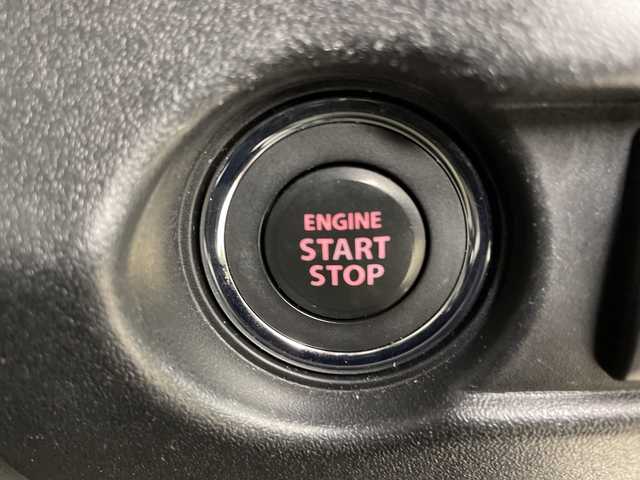 スズキ ジムニー XC 道央・札幌 2022(令4)年 1.7万km ミディアムグレー ・４ＷＤ　/スズキ セーフティ サポート/・デュアルセンサーブレーキサポート/・社外ナビ/・フルセグTV/BT/DVD/・バックカメラ　/・クルーズコントロール　/・シートヒーター　/・ＥＴＣ　/・ダウンヒルアシストコントロール　/・横滑り防止装置　/・レーンキープアシスト　/・オートライト　/・ＬＥＤヘッドライト　/・プッシュスタート/・社外AW付スタッドレスタイヤ積込