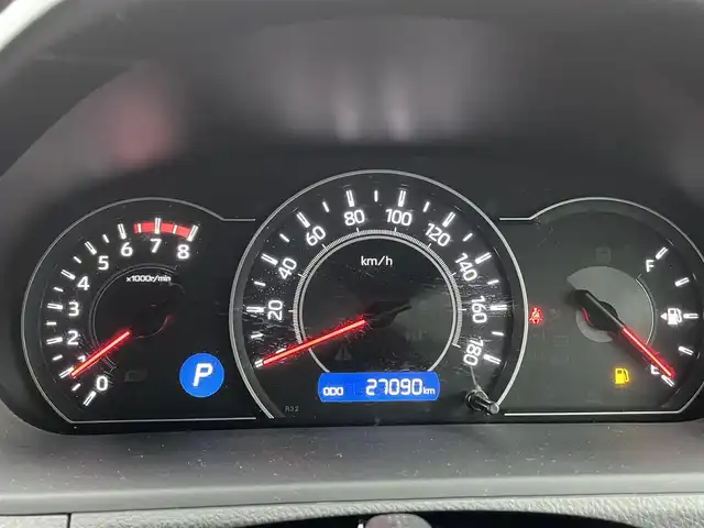 トヨタ ヴォクシー ZS 熊本県 2018(平30)年 2.7万km ホワイトパールクリスタルシャイン 純正ナビ/・AM/FM/CD/DVD/SD/BT/・フルセグTV/バックカメラ/トヨタセーフティセンス/・レーンディパーチャーアラート/・先行車発進お知らせ機能/・横滑り防止機能/・衝突被害軽減システム/・オートマチックハイビーム/クルーズコントロール/オートライト/・LEDライト/・フォグランプ/電動格納ミラー/・ウィンカーミラー/ETC2.0/純正ドライブレコーダー（前方）/MODELISTAフルエアロ/純正後席用モニター/ドアバイザー/純正フロアマット/純正アルミホイール/スマートキー/・スペアキー