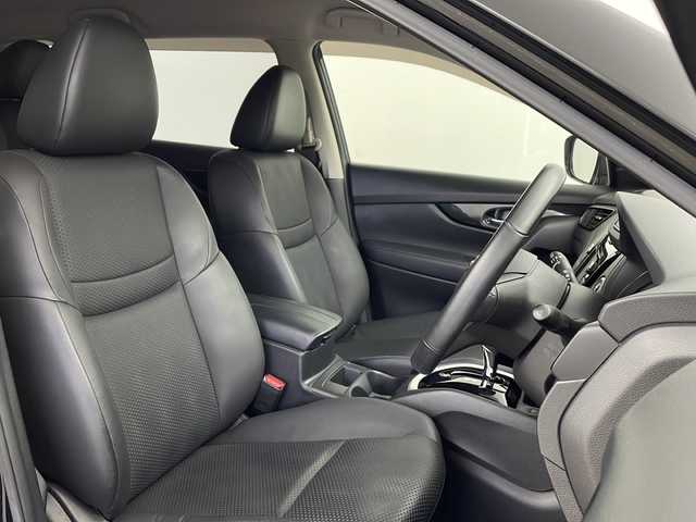 日産 エクストレイル 20Xi 鹿児島県 2019(平31)年 6.1万km ダイヤモンドブラック 純正SDナビ(SDカード無)/(CD/DVD/USB/AUX/AM/FM)/地デジフルセグ/純正前後ドライブレコーダー　DJ4-S/プロパイロット/パワーバックドア/ステアリングリモコン/電子パーキングシステム/オートブレーキホールド/デジタルインナーミラー/アイドリングストップ/ETC/革巻きステアリング/ウィンカーミラー/サイドミラーヒーター/純正フロアマット/純正ドアバイザー/車両取扱説明書/保証書