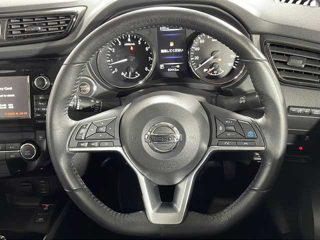 日産 エクストレイル 20Xi 広島県 2019(平31)年 6.1万km ダイヤモンドブラック 純正ナビ　/アラウンドビューモニター　/デジタルインナーミラー　/クルーズコントロール　/電動リアゲート　/レーンキープ　/衝突軽減　/ミラーヒーター　/コーナーセンサー　/ＥＴＣ　/ドラレコ　/ＬＥＤヘッドライト　/フォグ/純正18インチアルミホイール（225/60/R 18）/エアバック（運転席/助手席）