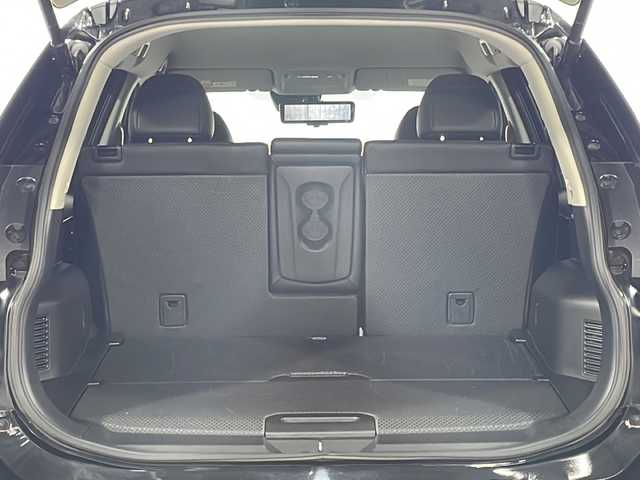 日産 エクストレイル 20Xi 広島県 2019(平31)年 6.1万km ダイヤモンドブラック 純正ナビ　/アラウンドビューモニター　/デジタルインナーミラー　/クルーズコントロール　/電動リアゲート　/レーンキープ　/衝突軽減　/ミラーヒーター　/コーナーセンサー　/ＥＴＣ　/ドラレコ　/ＬＥＤヘッドライト　/フォグ/純正18インチアルミホイール（225/60/R 18）/エアバック（運転席/助手席）