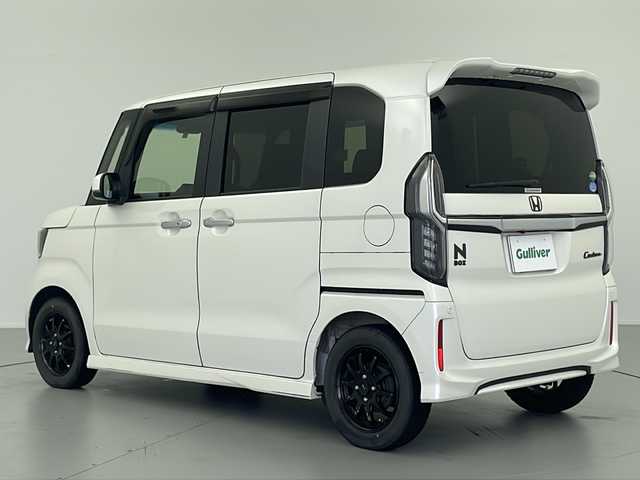 ホンダ Ｎ ＢＯＸ カスタム G L ホンダセンシング 岐阜県 2018(平30)年 3.2万km プレミアムホワイトパールⅡ 社外ナビ/　フルセグTV/CD/DVD/BT/USB/バックカメラ/両側パワースライドドア/Honda SENSING/・衝突軽減ブレーキ/・オートハイビーム/・誤発進抑制機能/・後方誤発進抑制機能/・路外逸脱警報機能/・アダプティブクルーズコントロール/・車線維持支援システム/・歩行者事故低減ステアリング/・先行車発進お知らせ機能/・標識認識機能/(最高速度、はみ出し通行禁止、一時停止、進入禁止)/LEDヘッドライト/フォグライト/