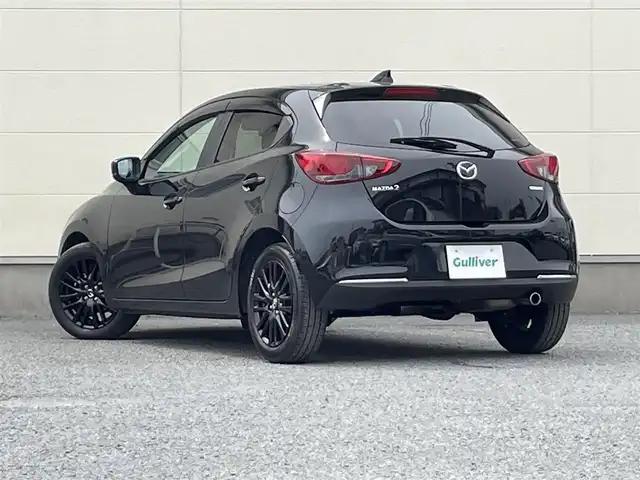 マツダ マツダ２ XD ブラックトーンエディション 茨城県 2022(令4)年 4.2万km ジェットブラックマイカ 改良後モデル/8/8インチナビ/革巻きステアリング/レーダークルーズコントロール/アップルカープレイ/ヘッドアップディスプレイ/BSM/プッシュスタート/フルセグテレビ/ETC/コーナーセンサー/LEDヘッドライト